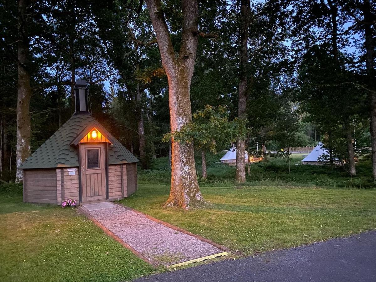 Kalvs Skolhus Hostel Bagian luar foto